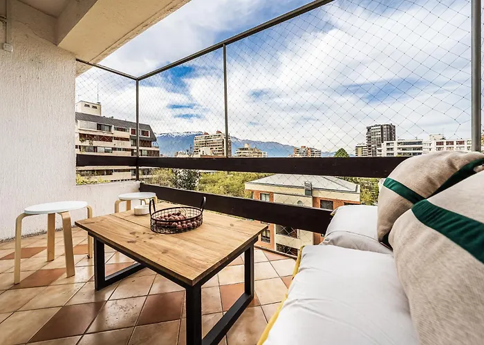 Providencia, Mall Costanera Center, Mut